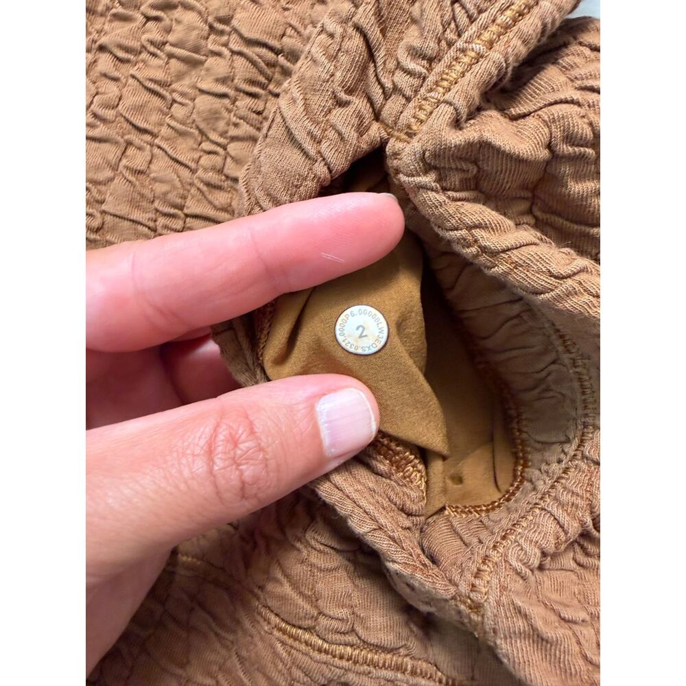 Lululemon Rippled V-Neck Pullover Copper Brown - Picture 2 of 5